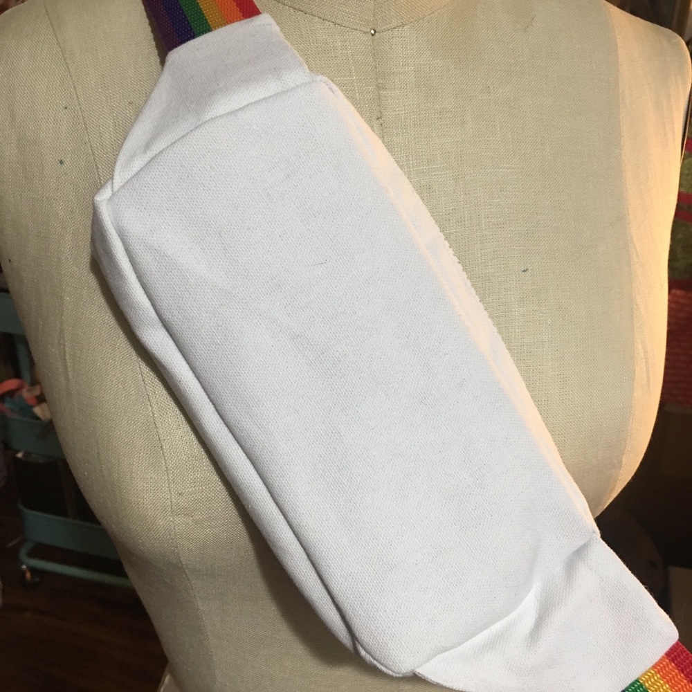Handmade Fannypack - Picture 3 of 6
